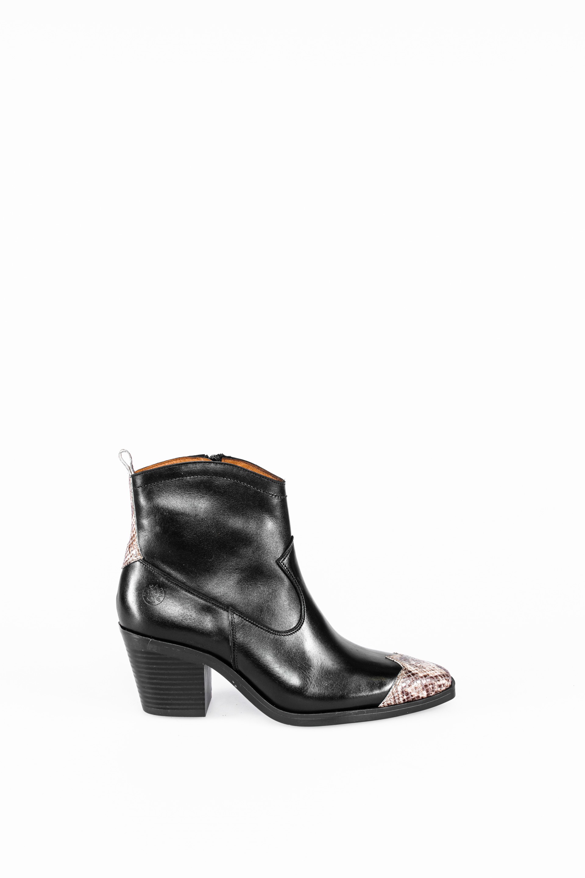 Botim Texano com Biqueira Pele efeito Serpente