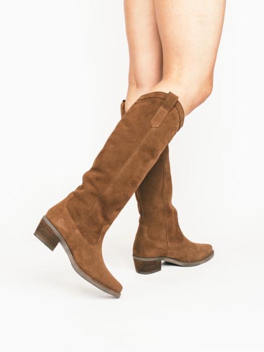 Knee-High Suede Texan Boots
