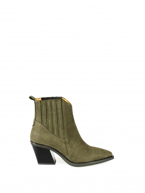 Tall Nobuk Ankle-Boots with Elastics