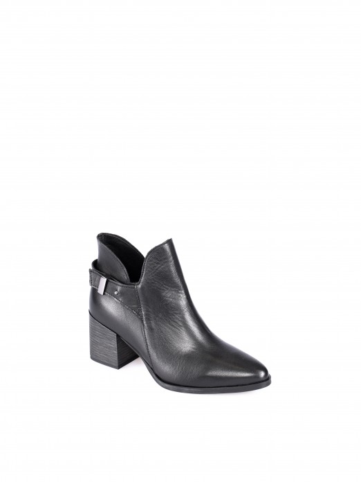 Leather High-Heel Ankle Boots with a cut-out Neckl