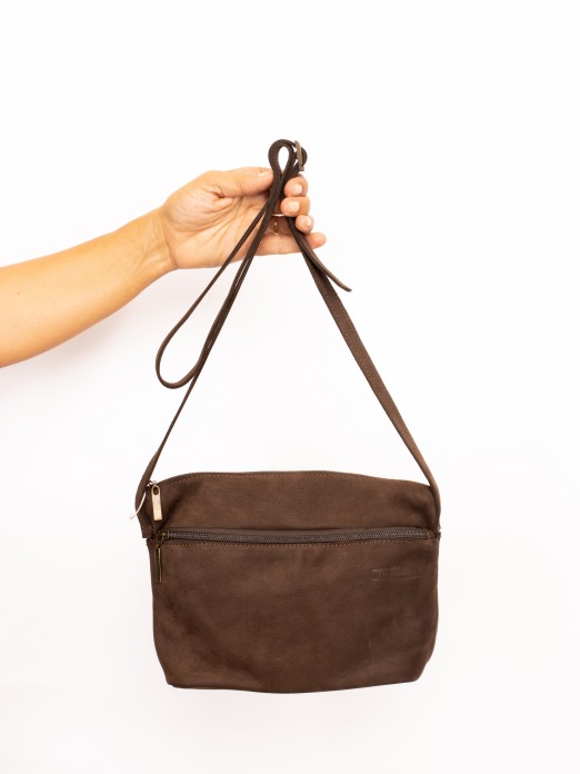 Mala a Tiracolo em Nobuck com Trs Bolsas
