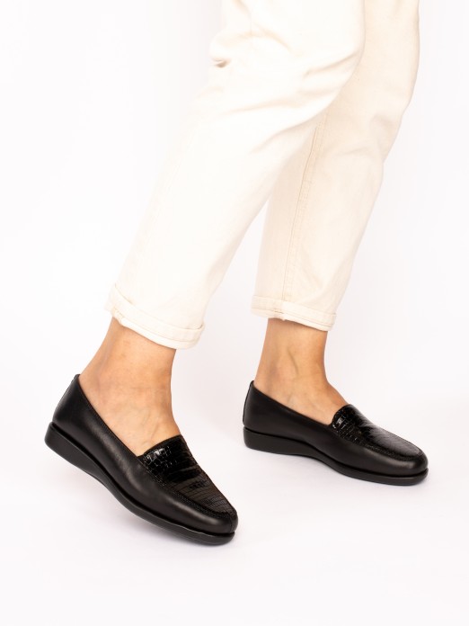 Sapato de Conforto com Elsticos em Pele Croco