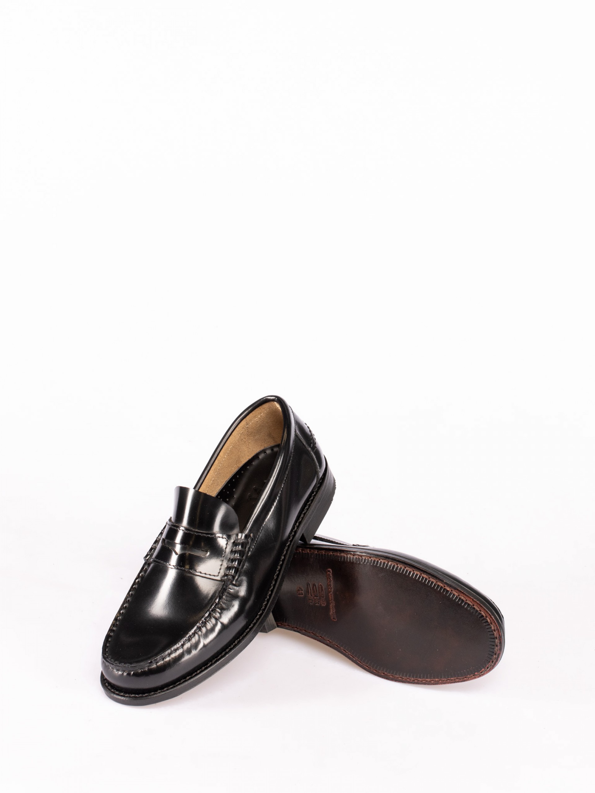 Mocassim Clássico com Travessão