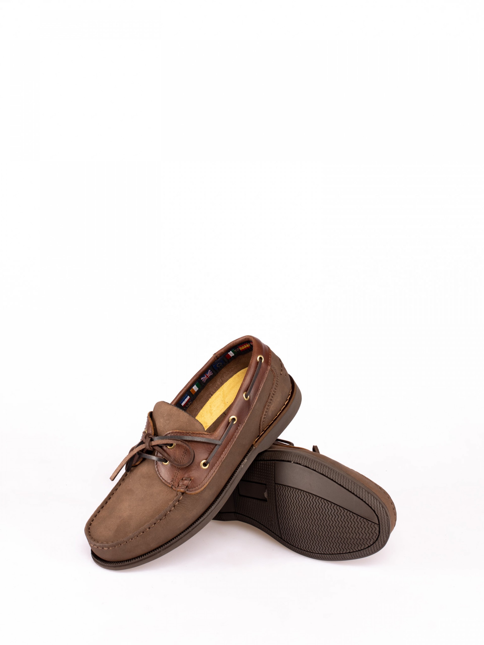 Sapato de Vela Nobuck e Pele Lisa