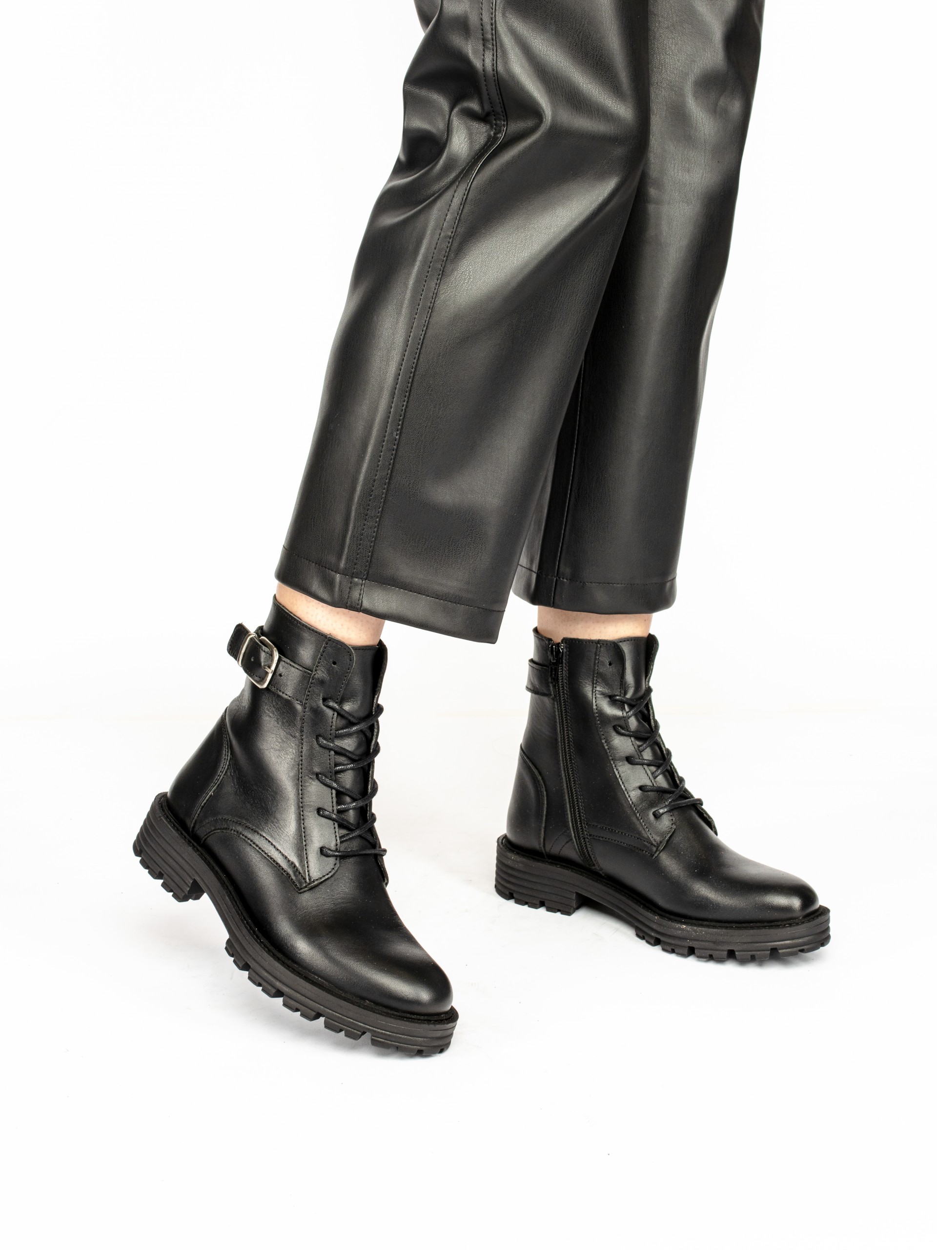 Militar style Ankle-Boots with Buckle Detail