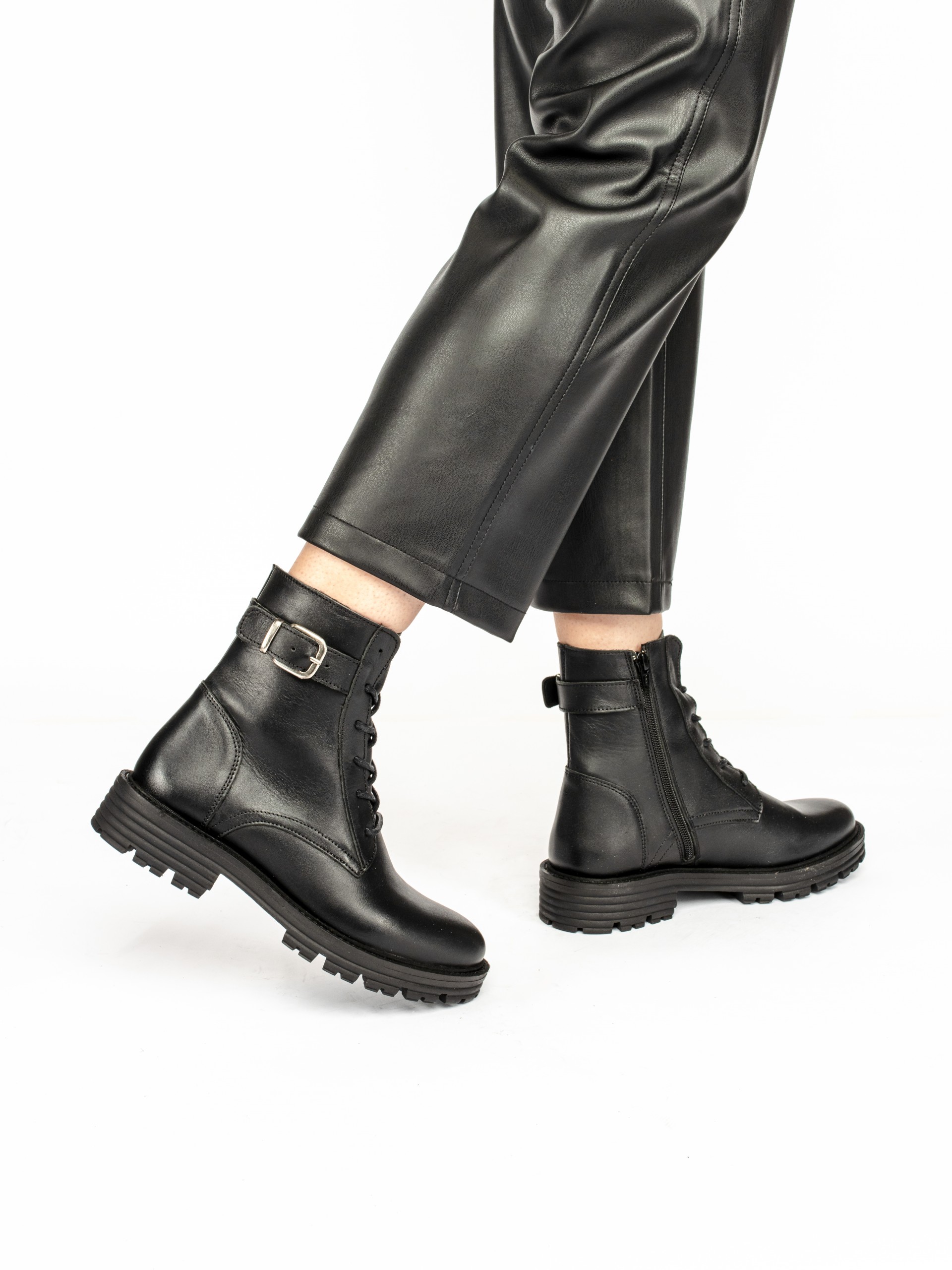 Militar style Ankle-Boots with Buckle Detail