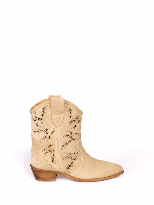 Texan Ankle Boot in Suede