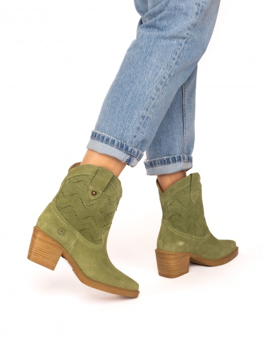 Texan Suede Ankle Boot
