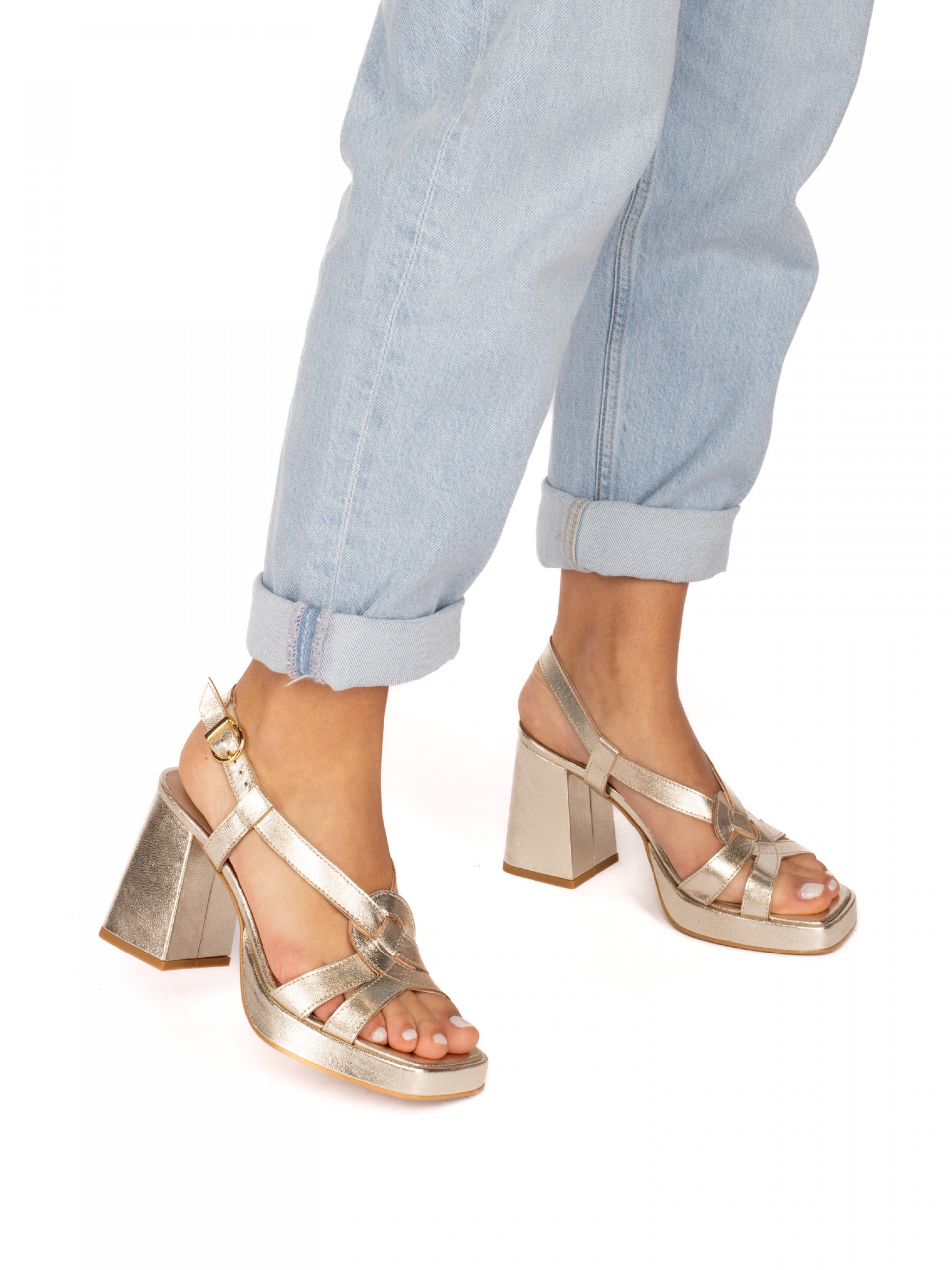 Sandália Compensada