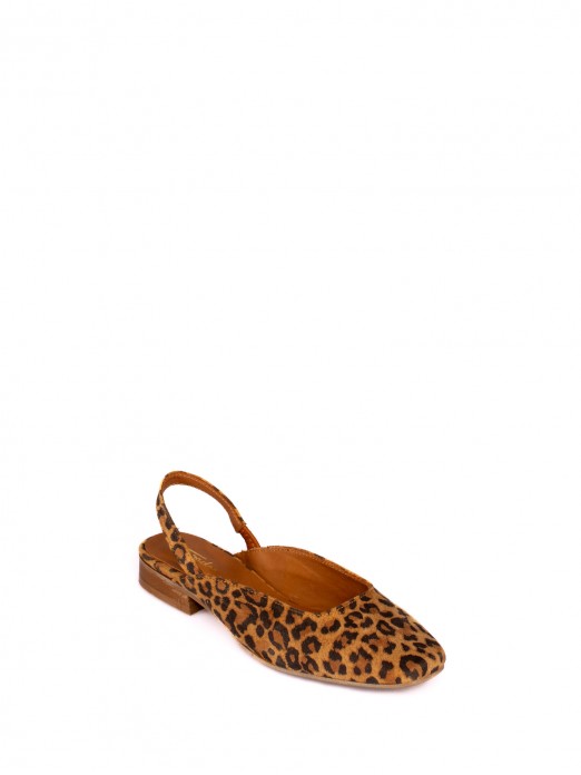 Flat Suede Shoe with Leopard Print Effect