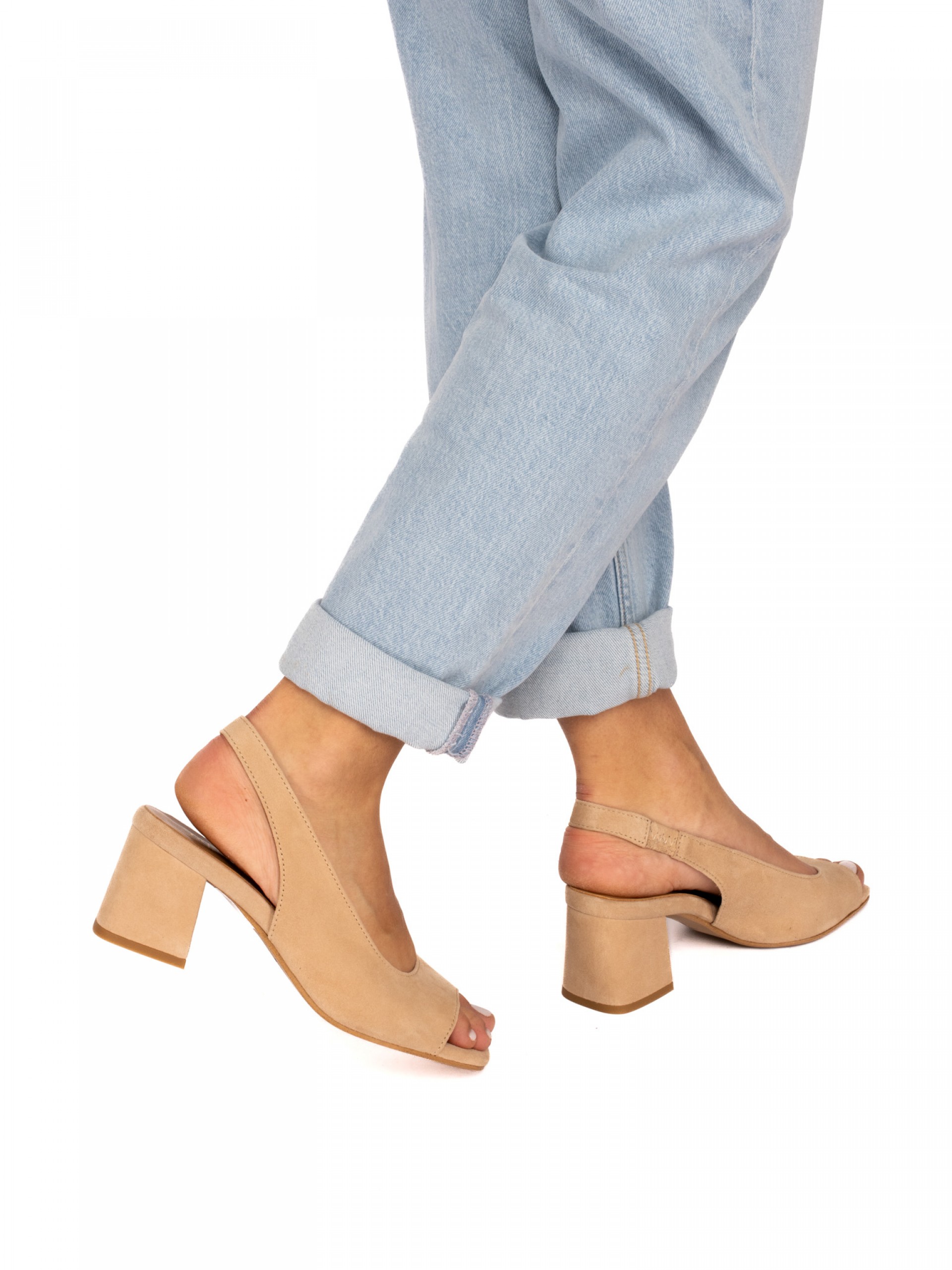 Mid-Heeled suede sandal