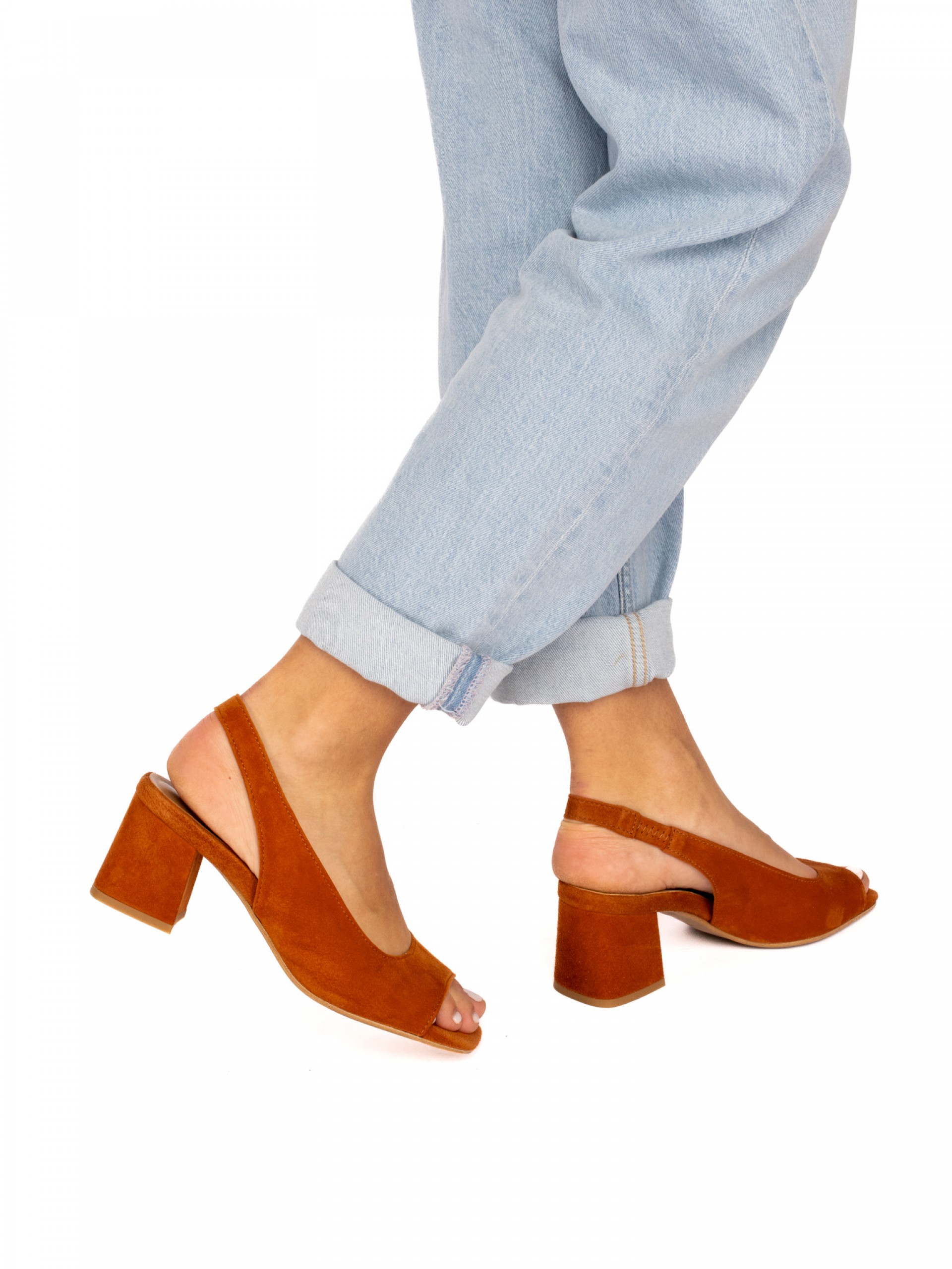 Mid-Heeled suede sandal