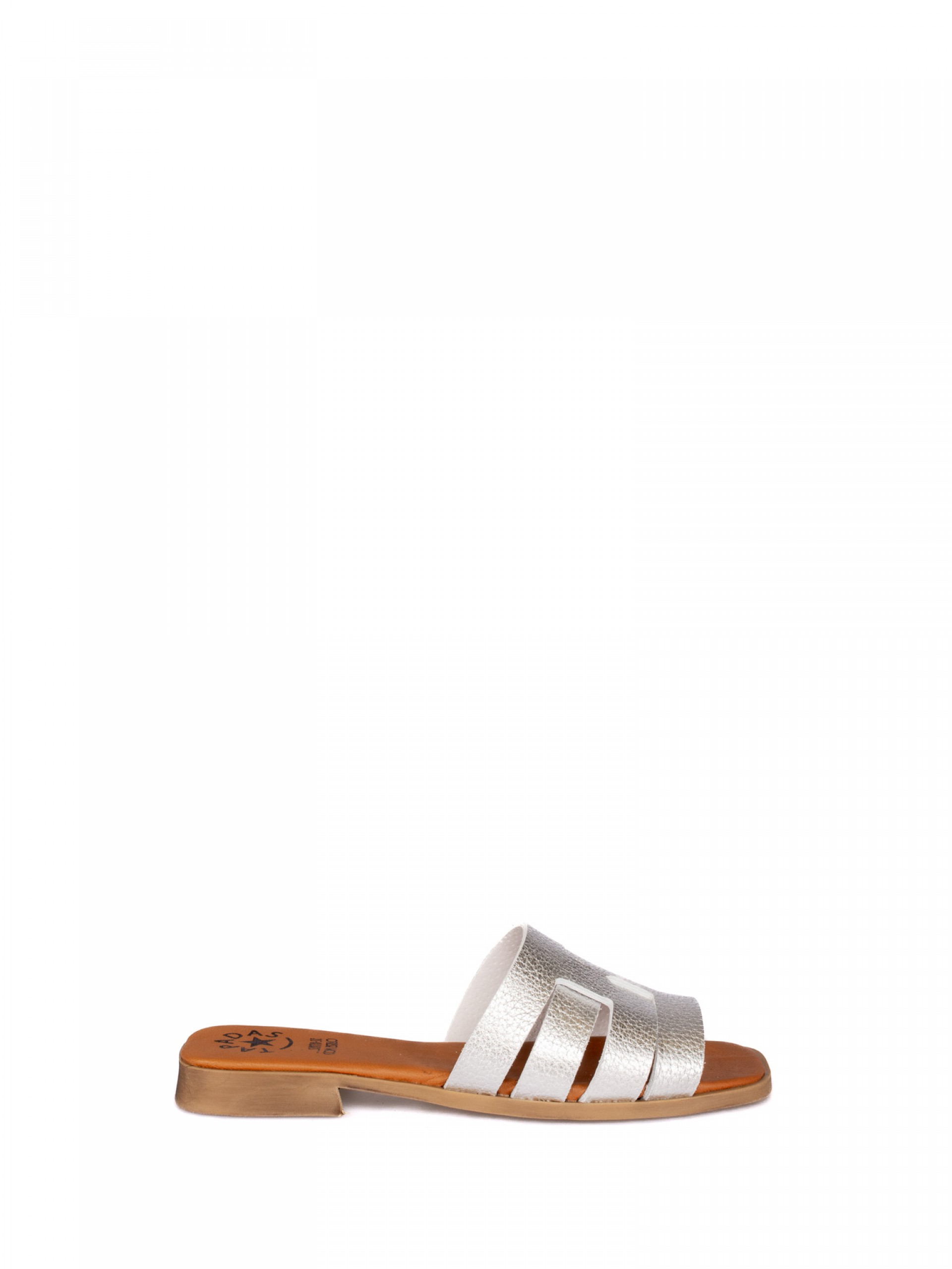 Chinela Tiras em Pele Laminada