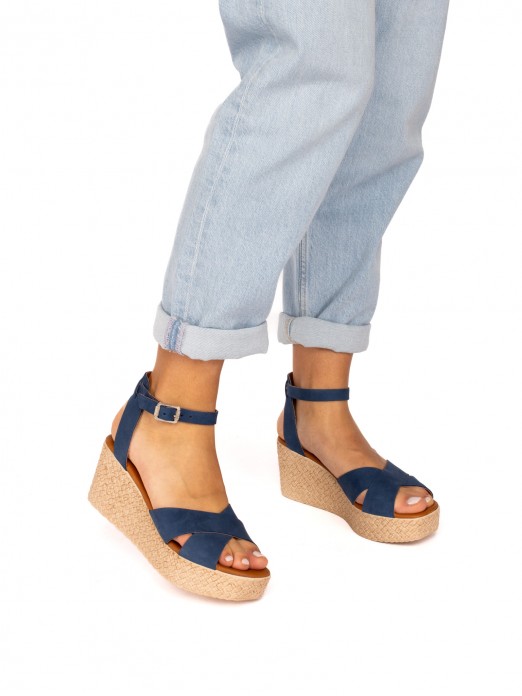 Wedge Sandal with Crossed Straps in Nubuck