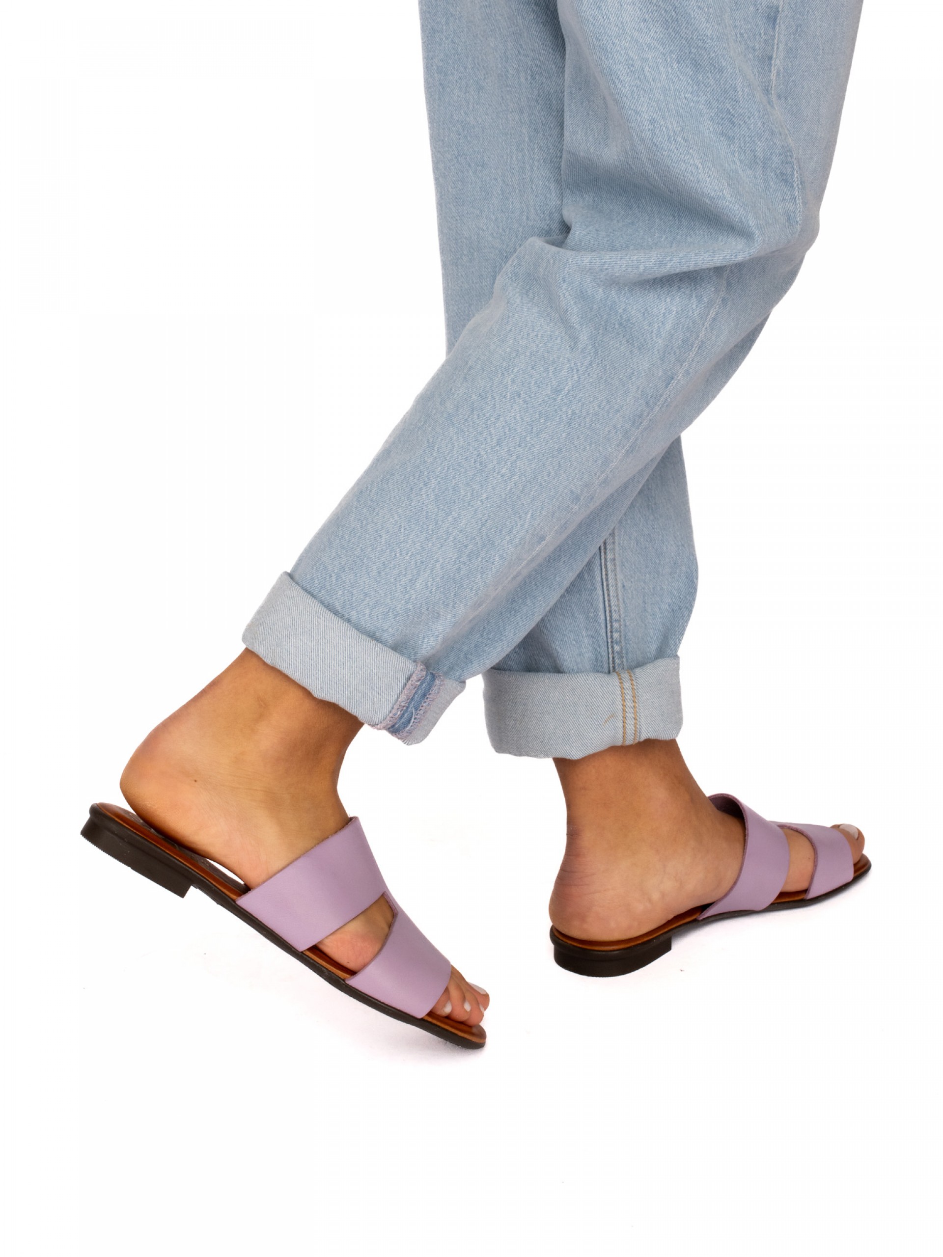 Chinela Recorte em Pele