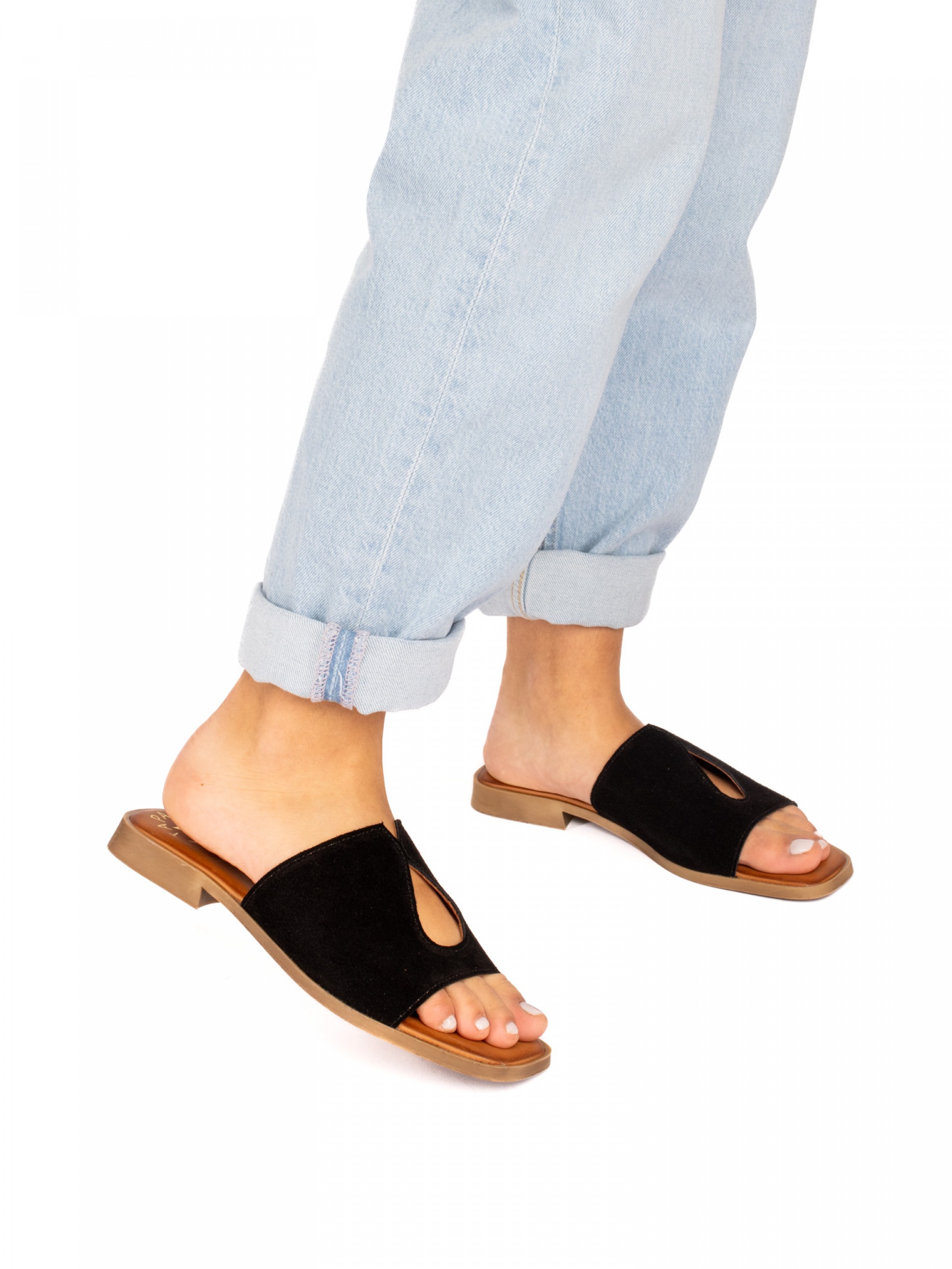 Chinela Rasa de Camurça