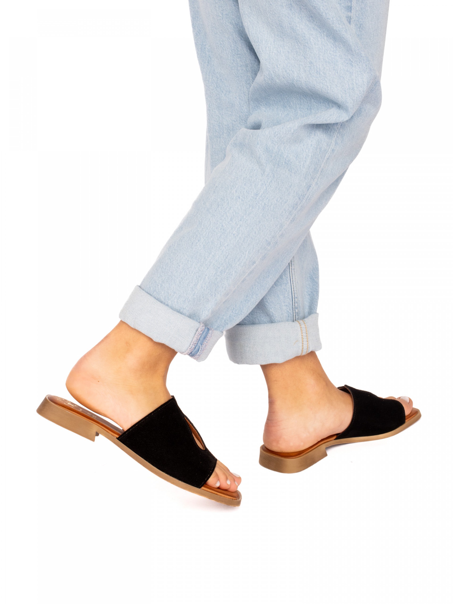 Chinela Rasa de Camurça