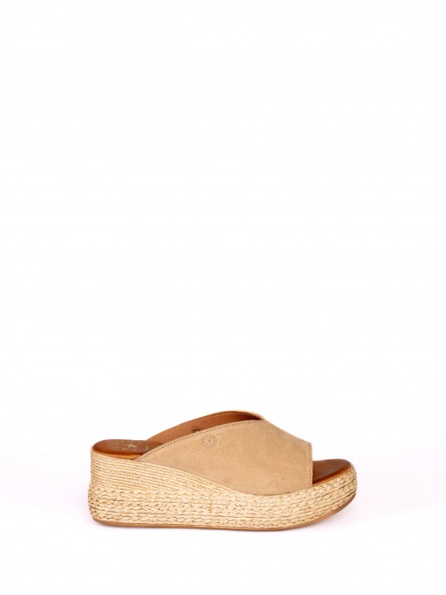 Wedge Sandal in Suede