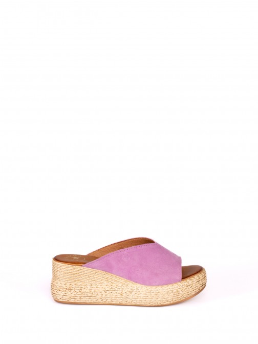 Wedge Sandal in Suede