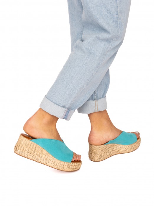 Wedge Sandal in Suede