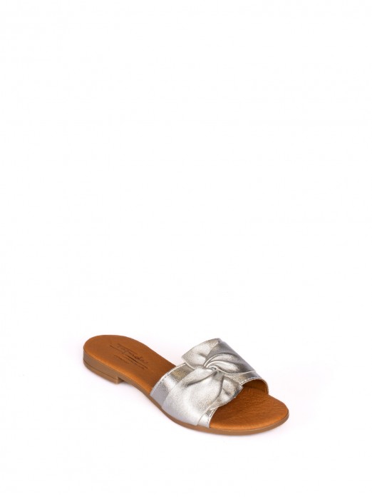 Slipper in Leather with Bow