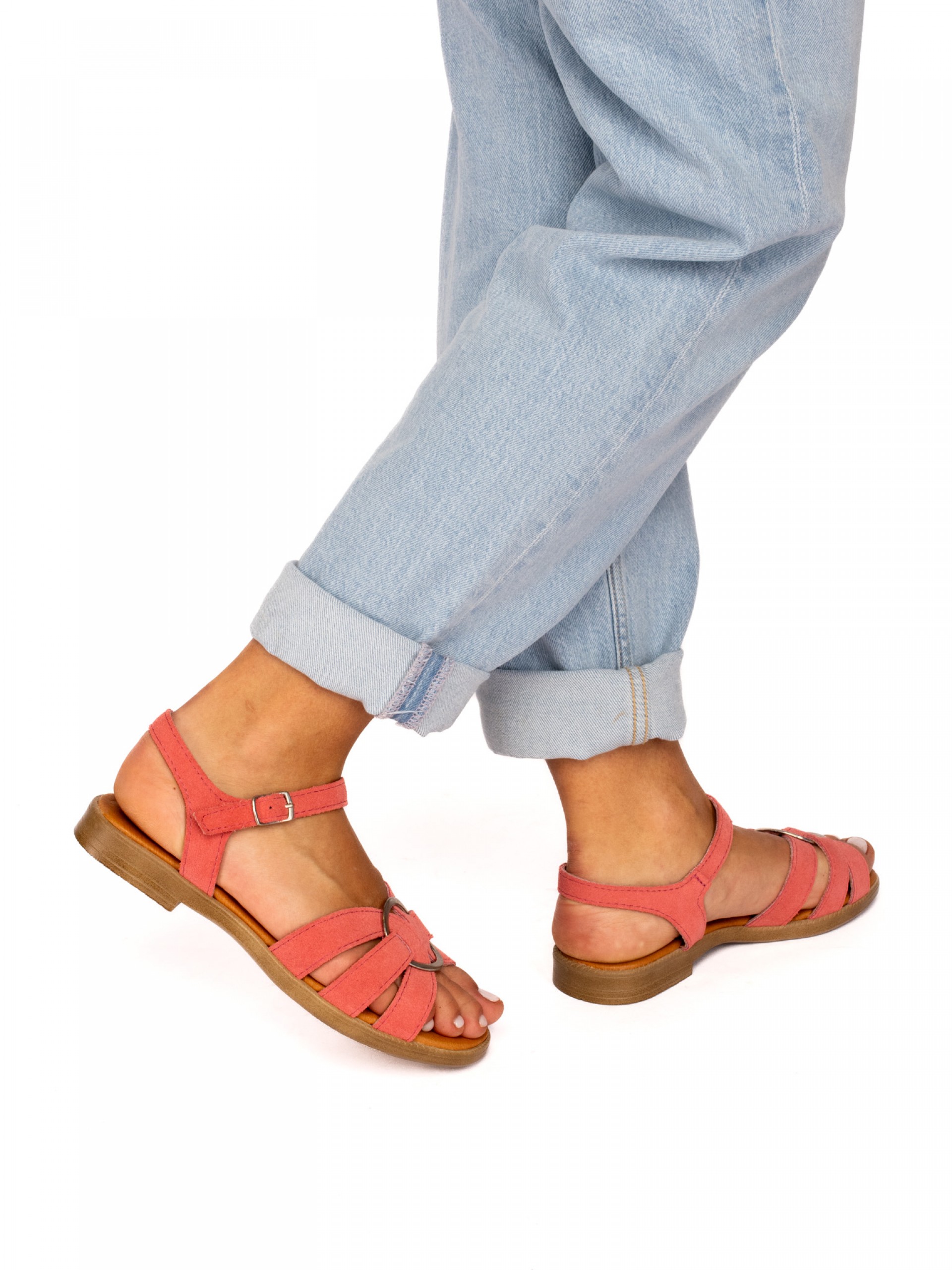 Sandália Rasa em Camurça