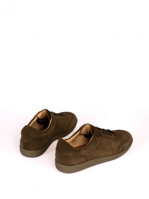 Suede Sports Shoe