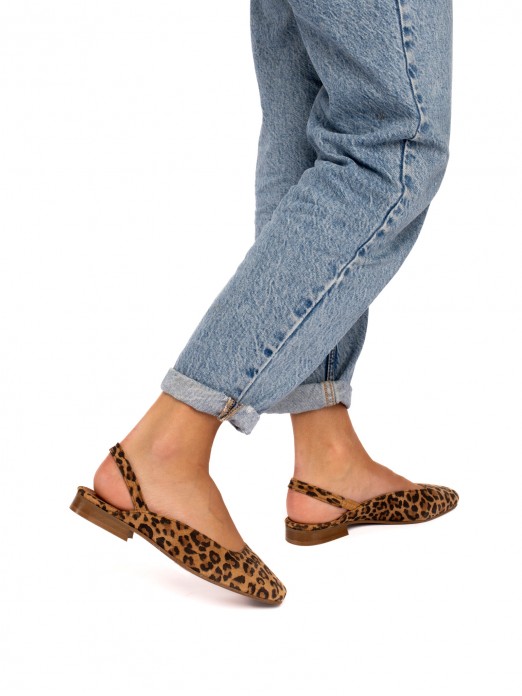 Flat Suede Shoe with Leopard Print Effect