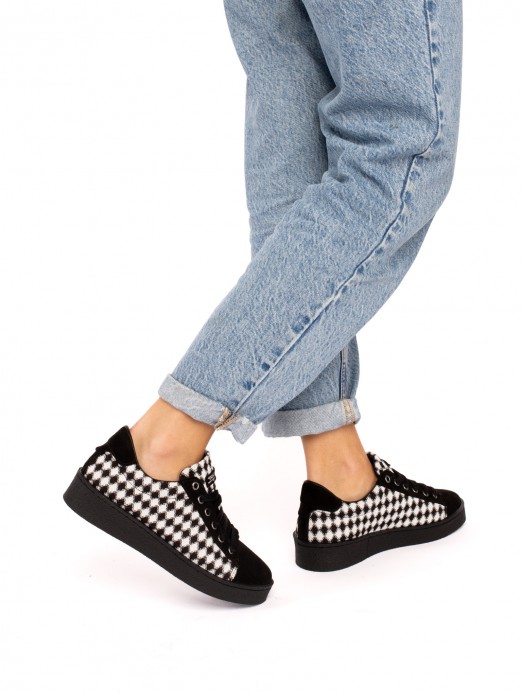 Checkered Sporty Shoe