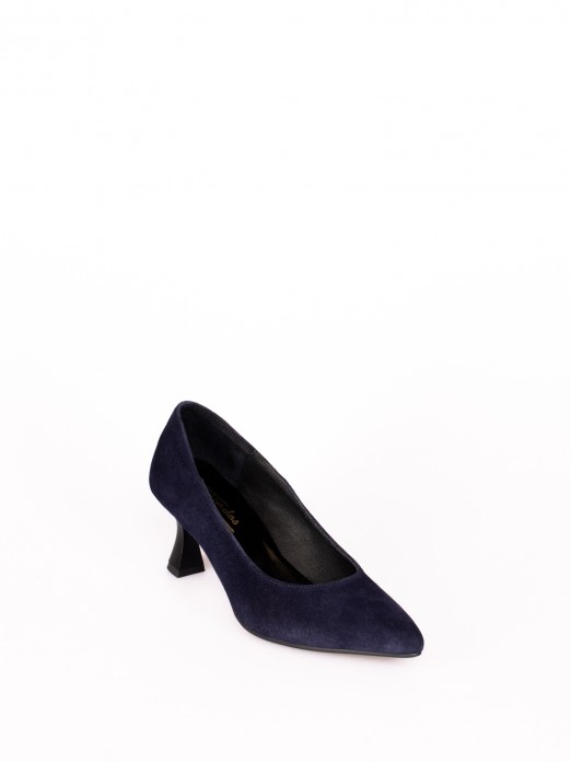 Stiletto Shoe in Suede