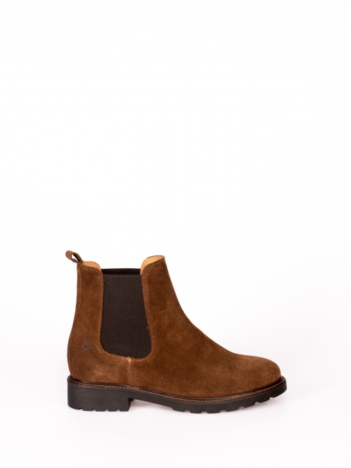 Suede Boot with Elastic