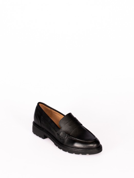 Classic High Sole Leather Loafer