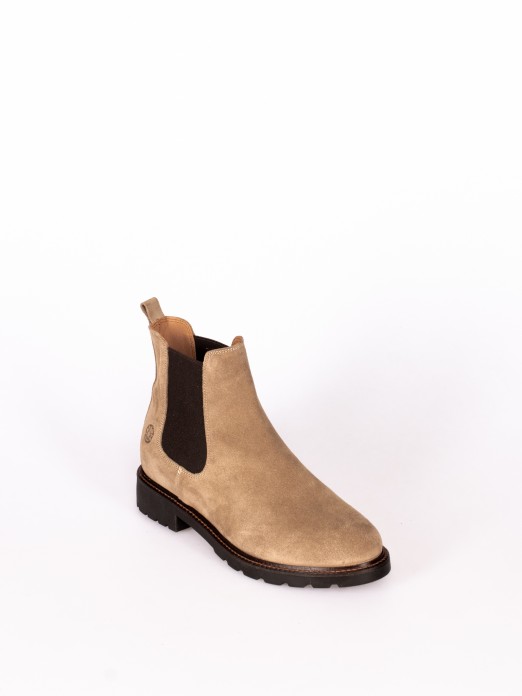 Suede Boot with Elastic