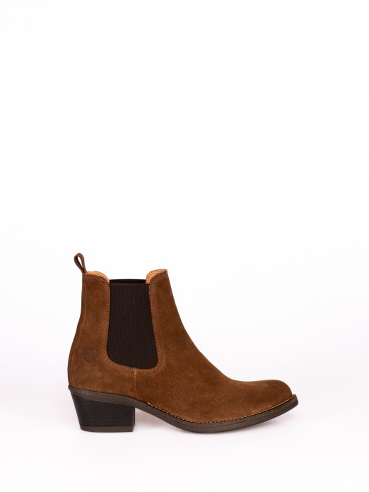 Texan Style Boot with Elastic in Suede