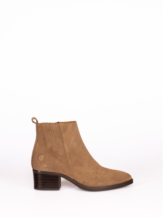 Suede Boot with Heel