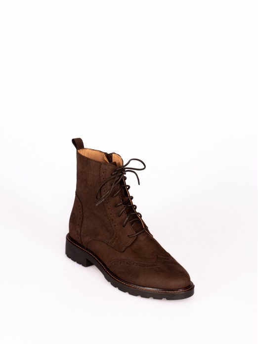 Nubuck Oxford Boot with Laces