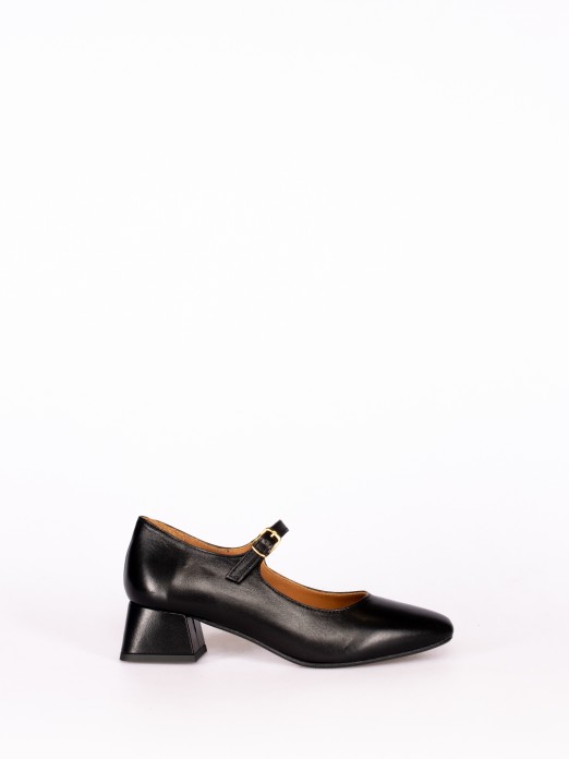 Medium Heel Leather Shoes