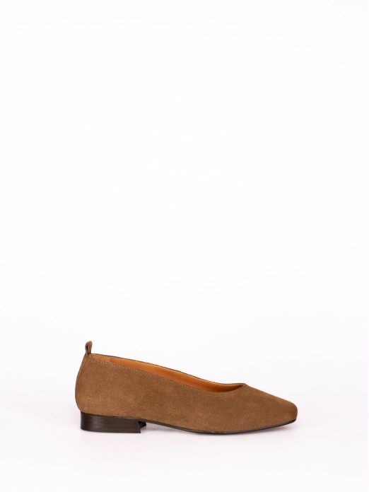 Low Heel Suede Shoes