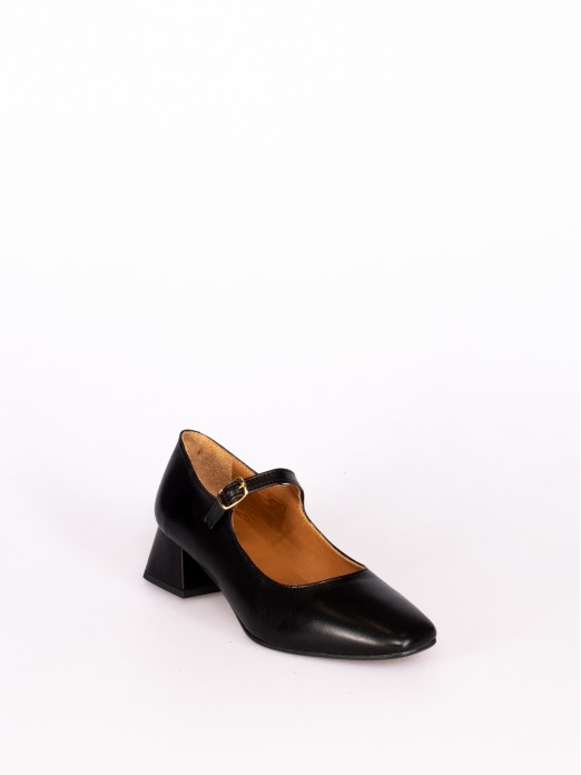 Medium Heel Leather Shoes