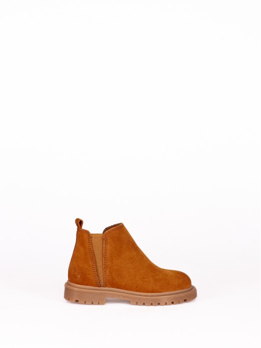 Suede Boot with Elastic