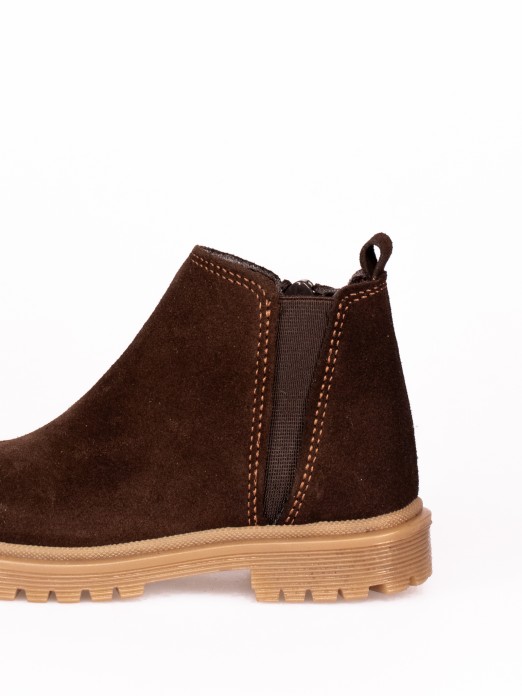 Suede Boot with Elastic