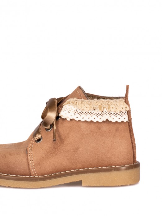 Suede Boot with Lace