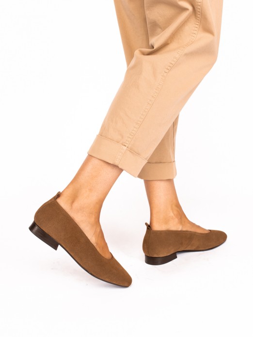 Low Heel Suede Shoes