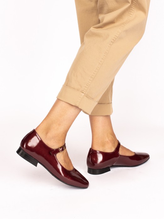 Patent Leather Mary Jane Style Shoes