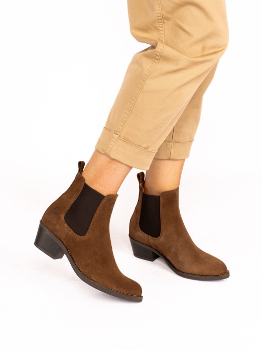 Texan Style Boot with Elastic in Suede