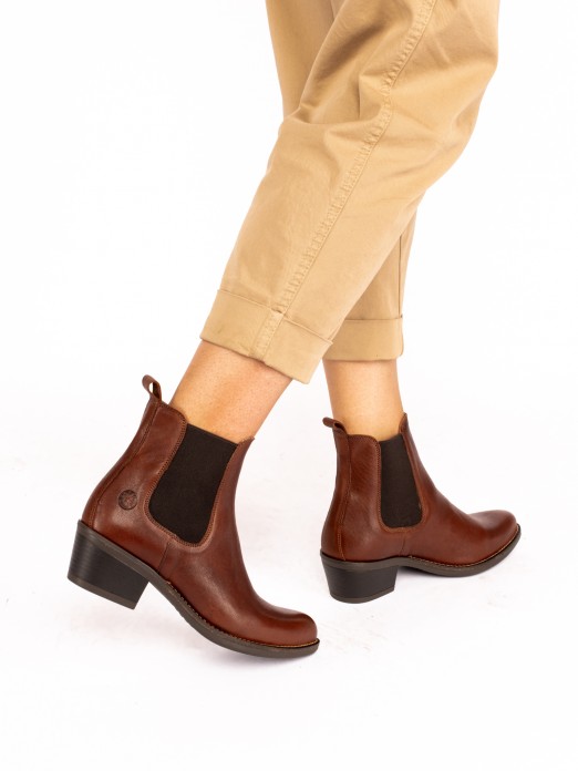 Texan Style Boot with Elastic in Leather