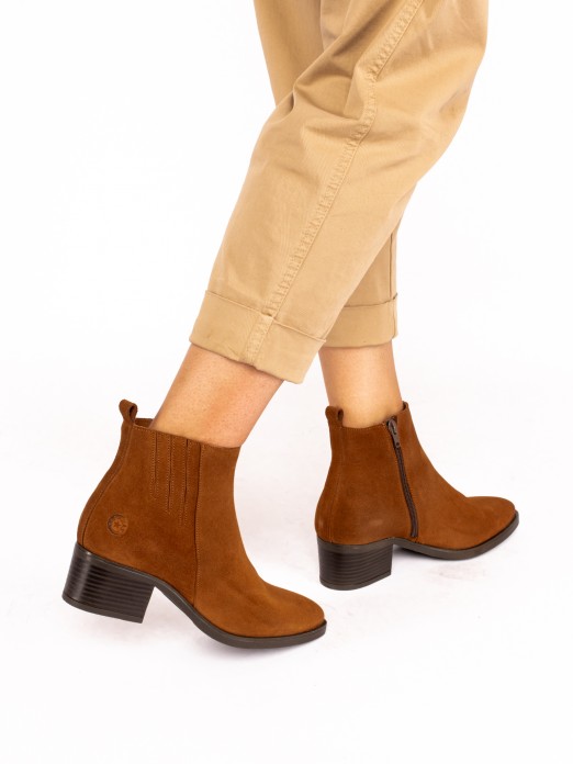 Suede Boot with Heel