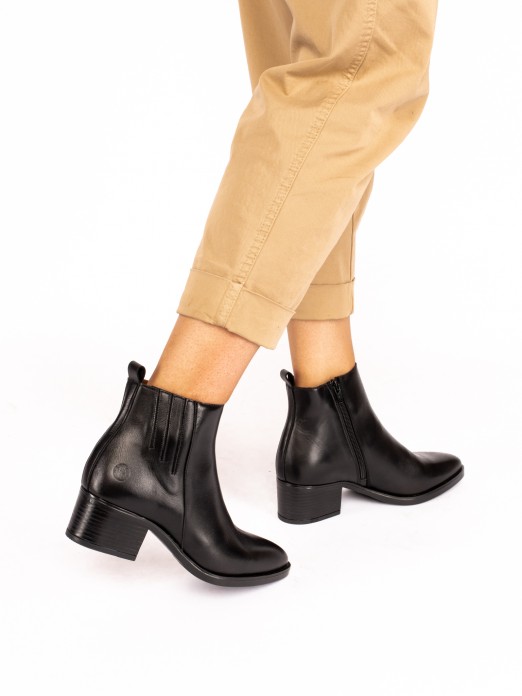 Leather Boot with Heel