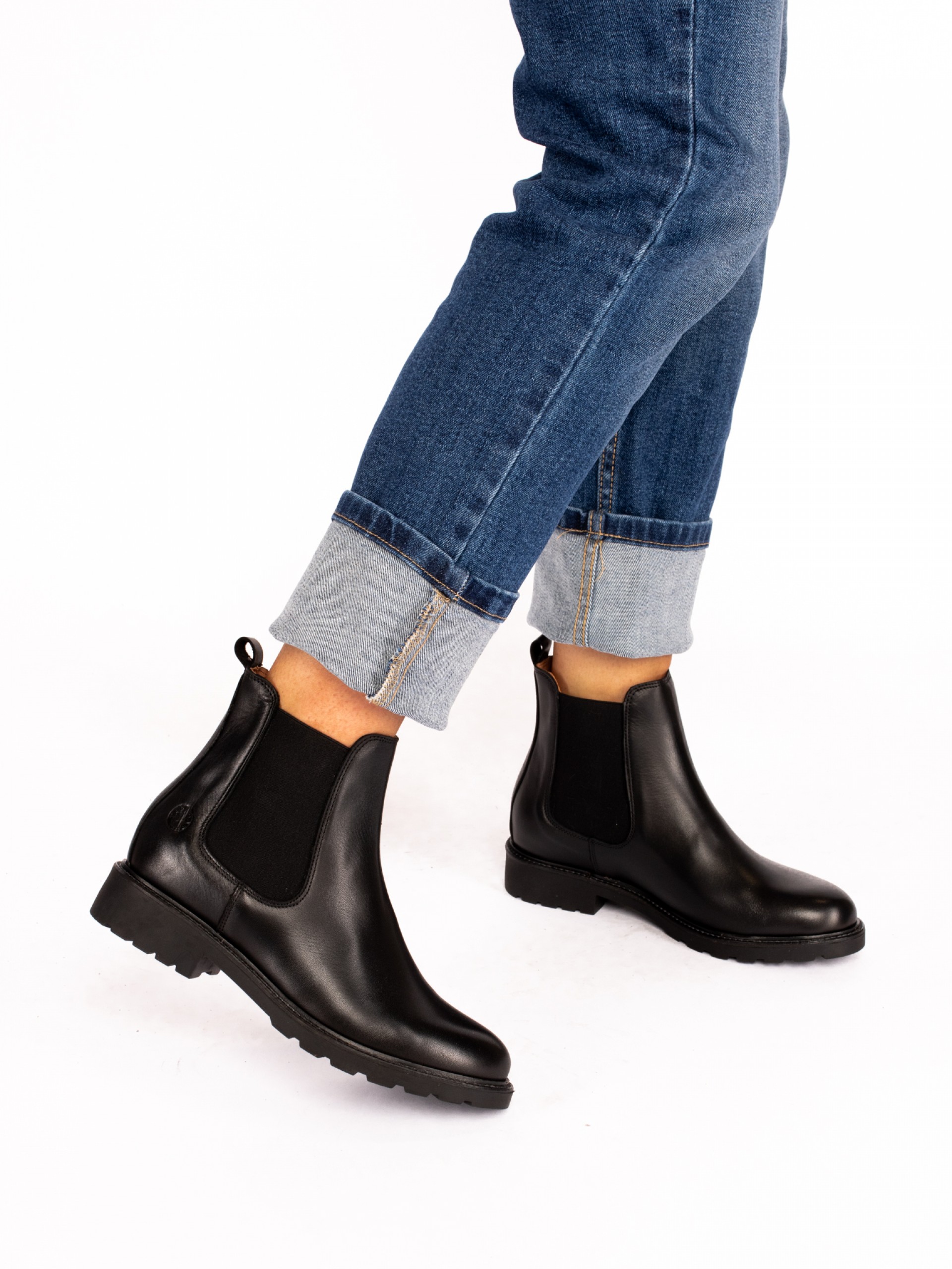 Botim em Pele com Elásticos