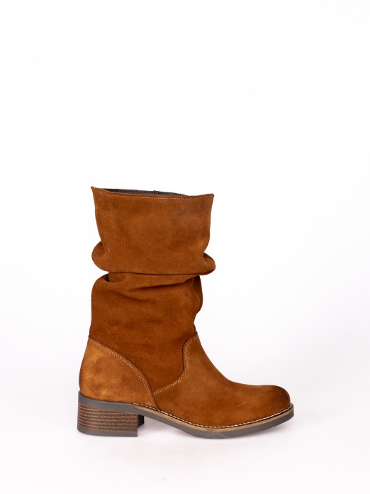 Mid-Calf Boot in Suede